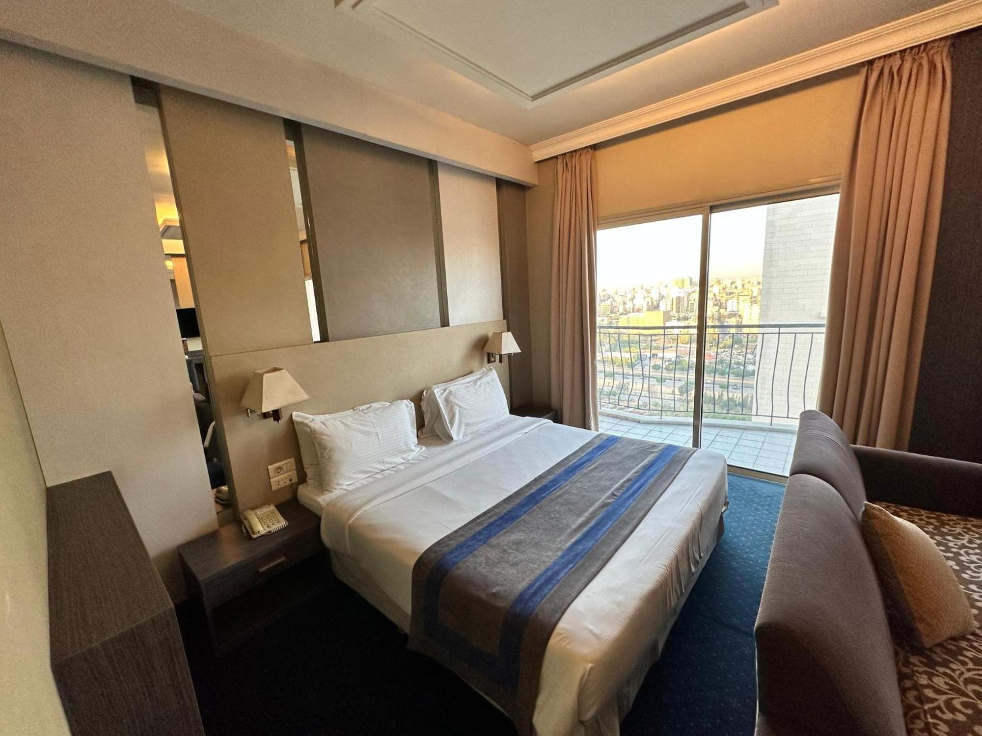 Padova Hotel Beirut Exterior photo
