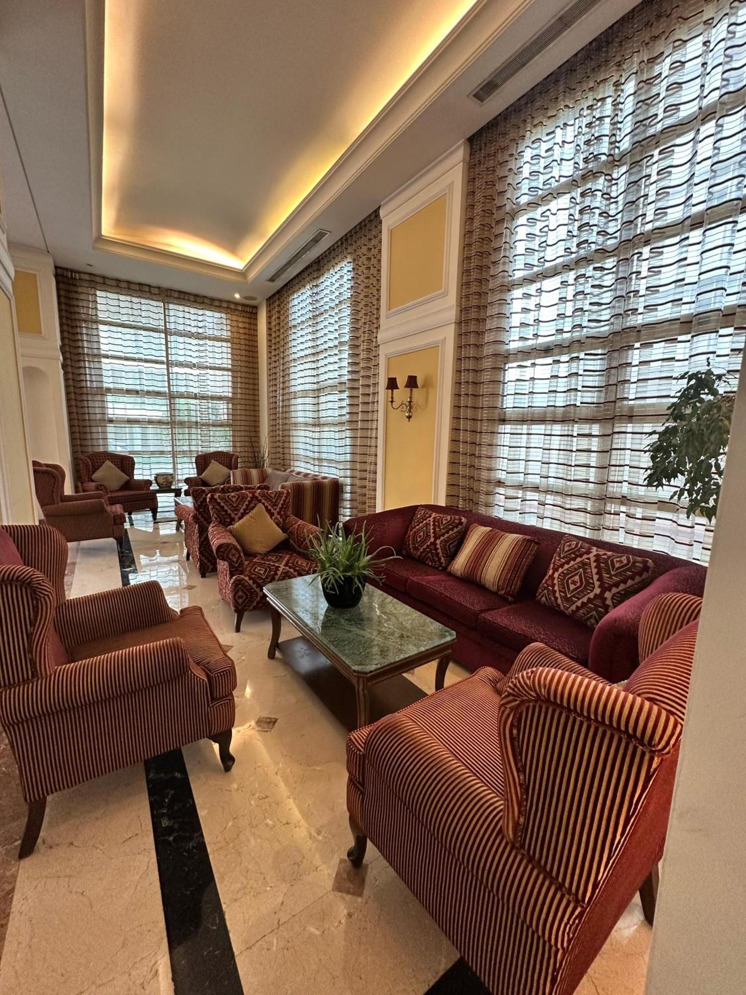 Padova Hotel Beirut Exterior photo