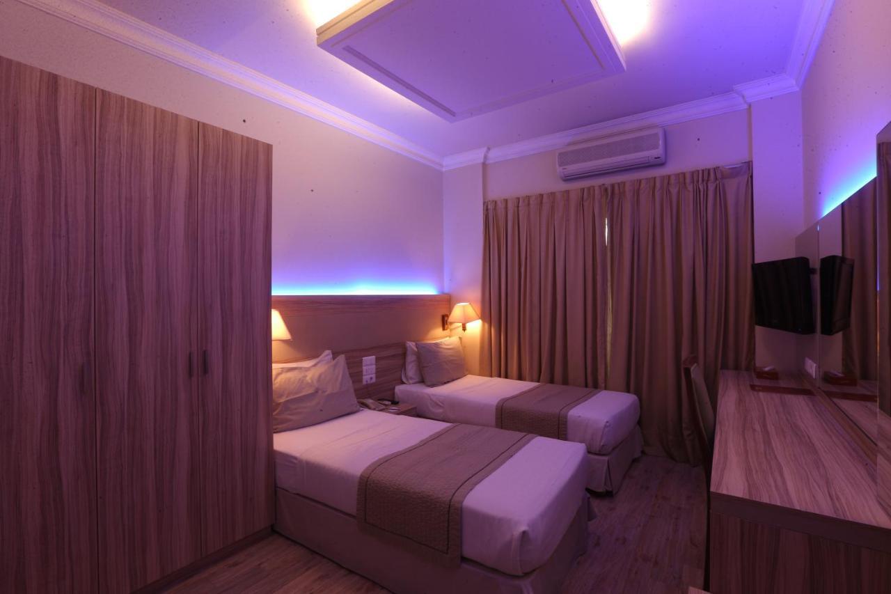 Padova Hotel Beirut Exterior photo