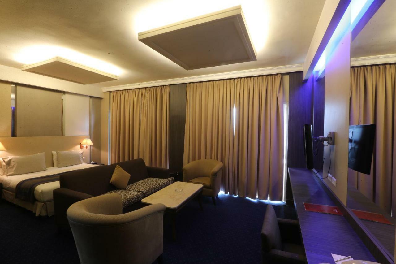 Padova Hotel Beirut Exterior photo